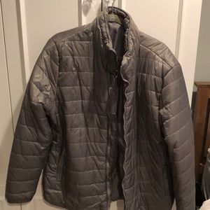 Packable men’s lightweight down jacket.